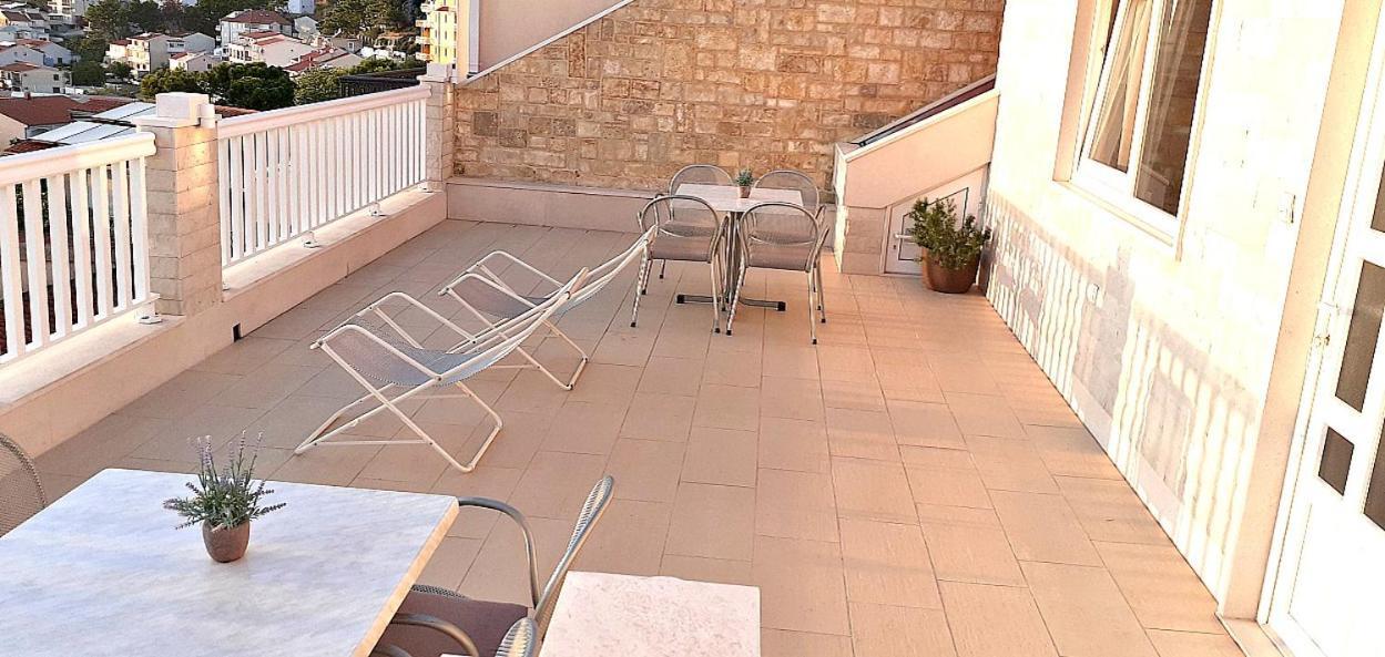 Apartments Villa Bonaca บาชกาโวดา ภายนอก รูปภาพ